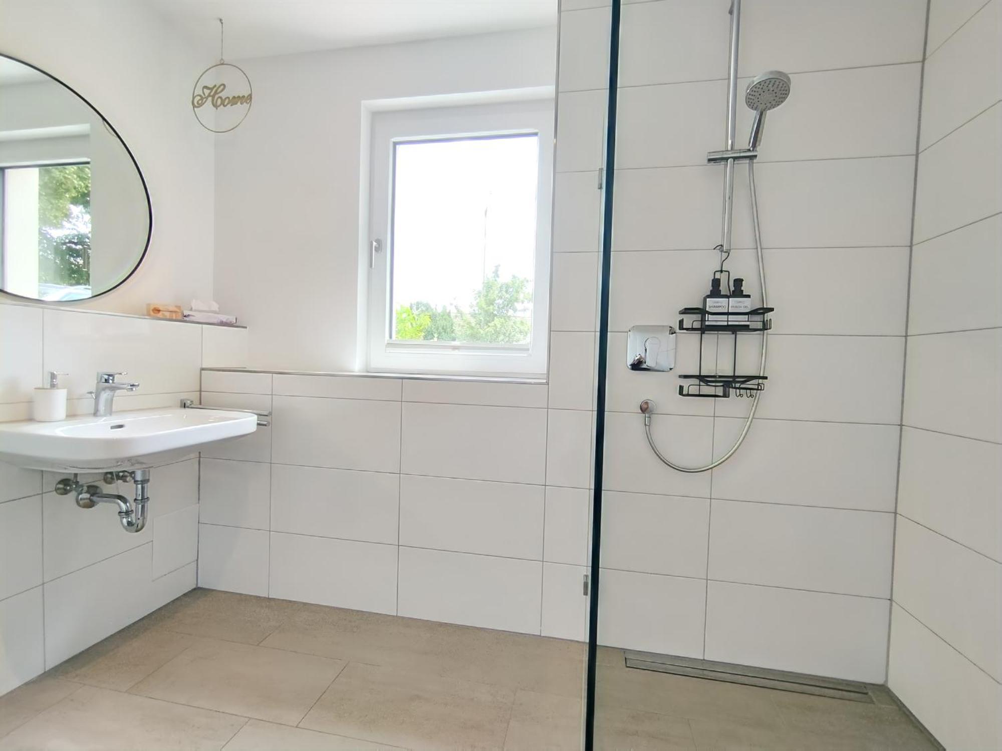 Cityvibe Apartment Fuer Bis Zu 4 Erlangen Extérieur photo